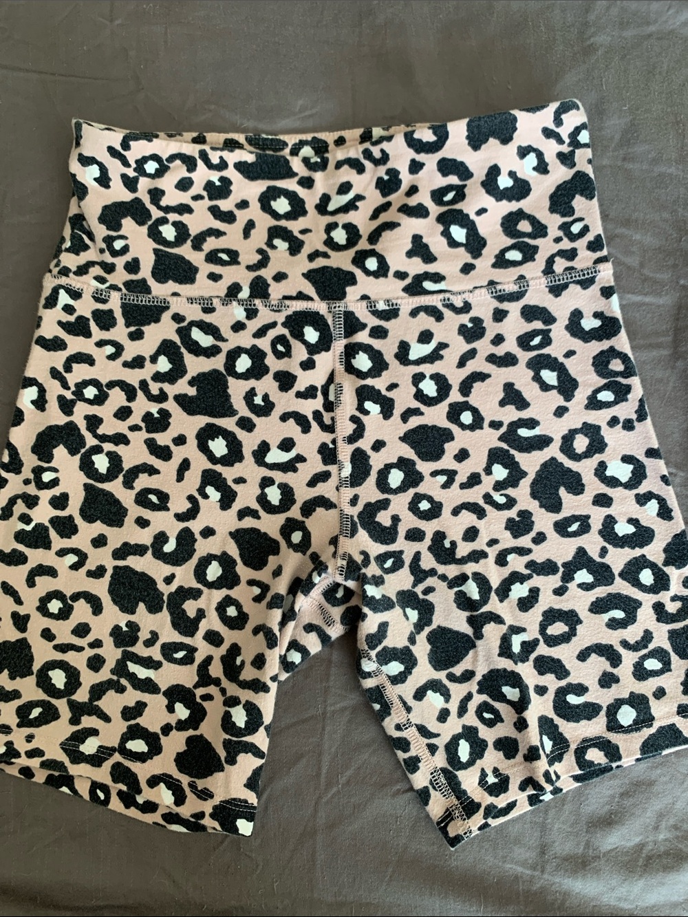 High-Waist Leopard Print Biker Shorts - Pink/Black